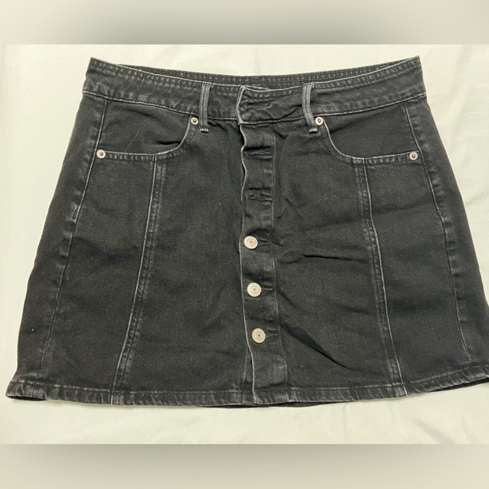 black american eagle size 8 denim skirt